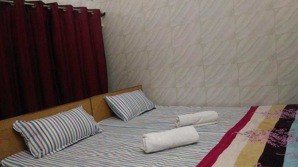 Goldy Guest House 瓦拉纳西 外观 照片
