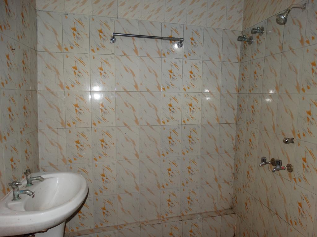 Goldy Guest House 瓦拉纳西 外观 照片